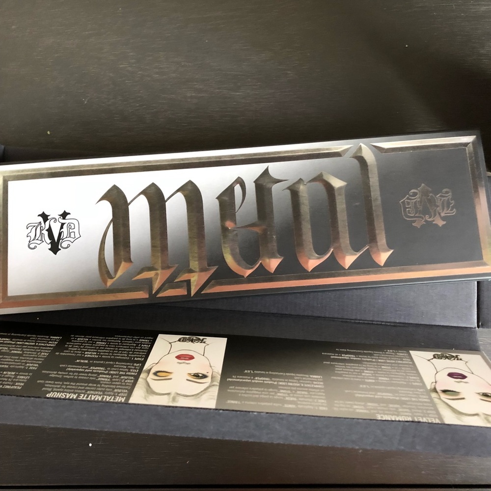 Kat Von D MetalMatte Eyeshadow Palette NEW